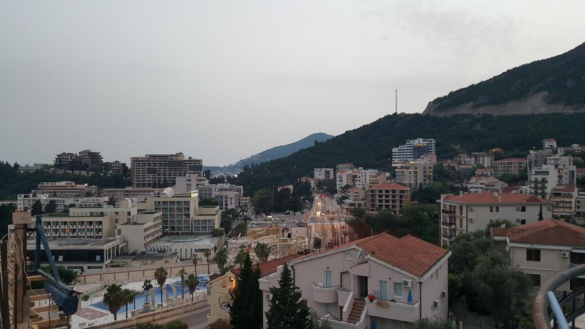 Sea View Studio Bečići Luaran gambar